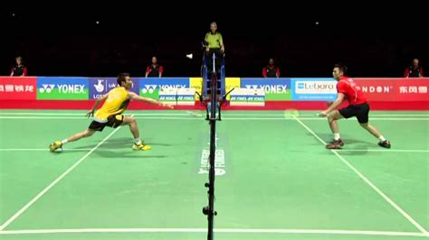 How to Master Badminton Net Shots? - Playo