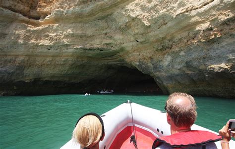 1H45 Benagil Caves Boat Tour From Portimão | experitour.com