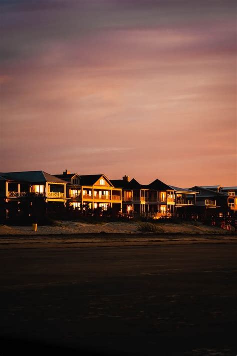 Isle of Palms Hotels: Beachside Retreats of Serenity and Stunning Views