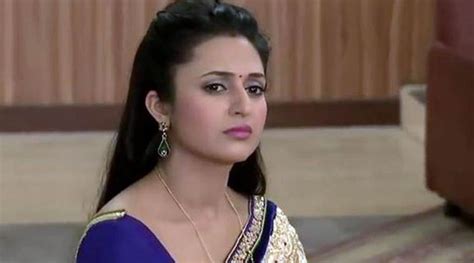 Divyanka Tripathi aka Ishita quitting Yeh Hai Mohabbatein? | Television News - The Indian Express