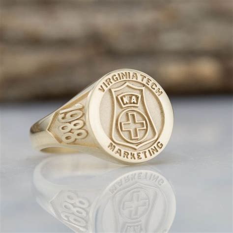 Custom Class Rings | Design Your Own College Class Ring | CustomMade.com