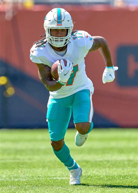 Jaylen Waddle Stats, Profile, Bio, Analysis and More | Miami Dolphins | Sports Forecaster