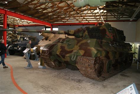 Geschichte als Hobby: Sehen - Lesen - Spielen: Der Tigerpanzer - Panzermuseum Munster