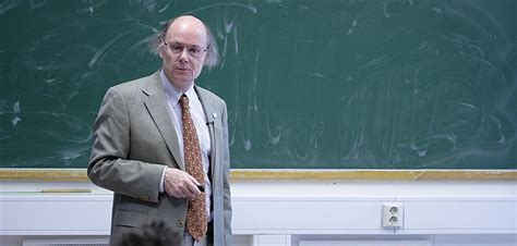 Bjarne Stroustrup: The Continuing Evolution of C++ | Institutt for ...