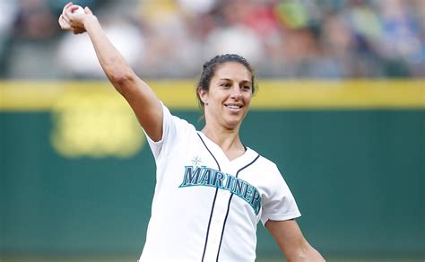 Carli Lloyd throws out first pitch at Mariners game | FOX Sports