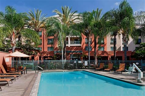 Courtyard by Marriott Los Angeles Burbank Airport, Burbank : -47% during the day - Dayuse.com