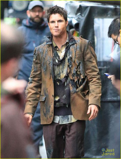 Full Sized Photo of robbie amell firestorm in the flash 09 | Robbie ...