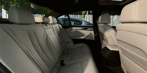 2022 BMW 5 Series Interior | BMW of Warwick