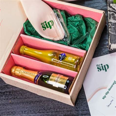 15 Best Wine Subscription Boxes 2022 - Top Wine Monthly Clubs That Deliver