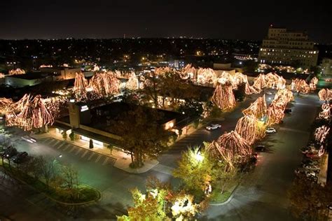 A night where the community gathers to turn on the lights at Utica Square. | Tulsa time ...