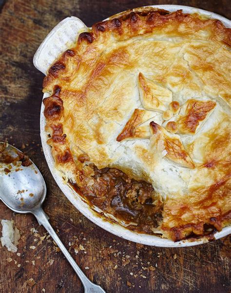 Beef Guinness Smoked Oyster Pie - Flakey puff pastry