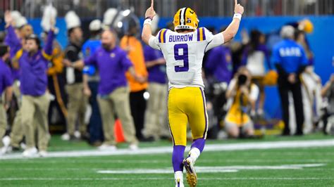 Burrow throws 7 TDs as LSU routs Oklahoma 63-28 | KTVE - myarklamiss.com