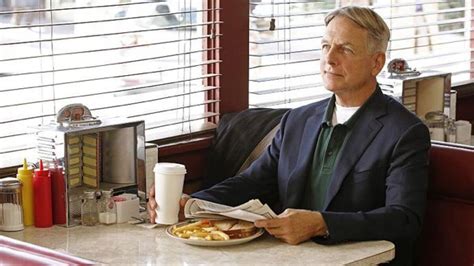 NCIS: Hilarious clip of Gibbs using his first tablet reveals episode ...