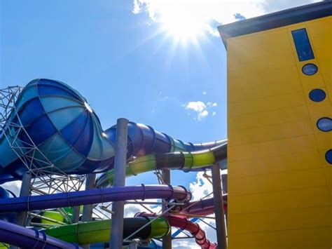 UK Waterparks | Attractions Near Me