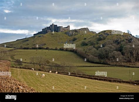 Carreg Cennen Castle Stock Photo - Alamy