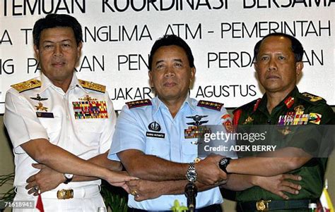 103 Malaysian Military Ranks Stock Photos, High-Res Pictures, and ...