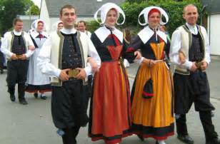 French Culture - française depuis le début