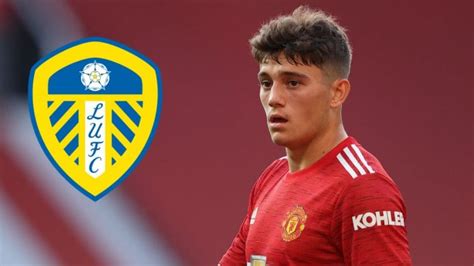 Leeds United sign Daniel James from Manchester United | SportsMint Media