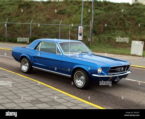 1967 ford mustang hi-res stock photography and images - Alamy