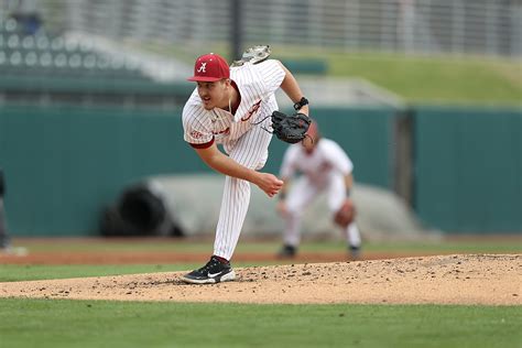 Alabama Baseball Bounces Back Against Columbia