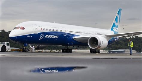 Boeing CEO: 787 Freighter Still A Strong Suitor To Succeed 767F