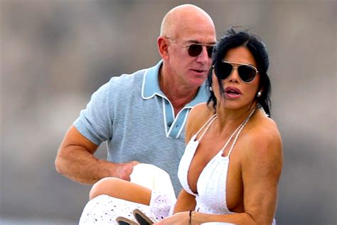 Jeff Bezos' Weirdest Feature Roasted By Fiancé Amid Engagement Party ...