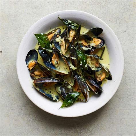 Four Sri Lankan seafood recipes for a spicy staycation treat | Seafood ...