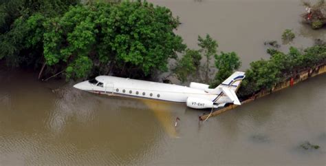 Photos from flood-ravaged Chennai show city still underwater | CBC News