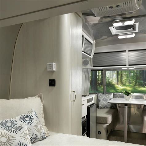 Bambi 16RB Floor Plan | Travel Trailers | Airstream