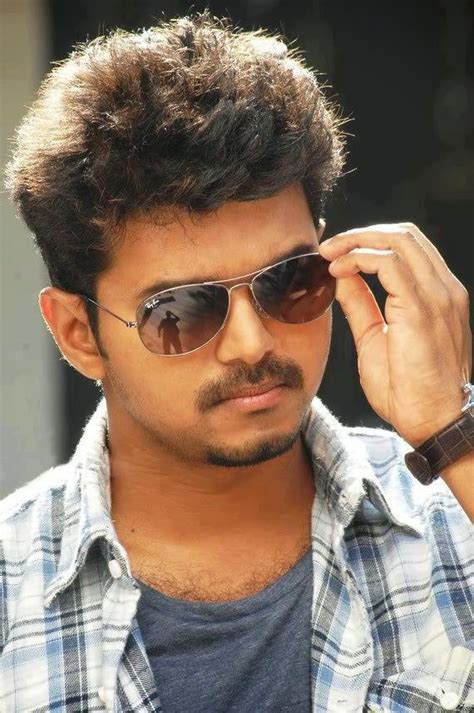 VIJAY : Vijay Hd Pics Thuppaki