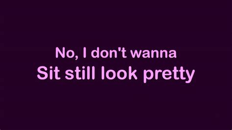 Daya - Sit Still, Look Pretty (Lyrics) - YouTube