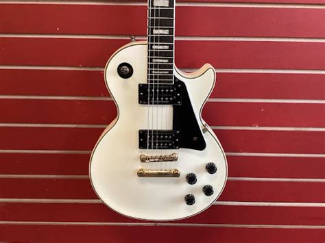 White Les Paul Guitar For Sale (2024 Update) - Remix Mag