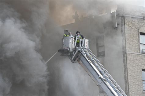 Seven people injured in massive blaze at Bronx supermarket | amNewYork