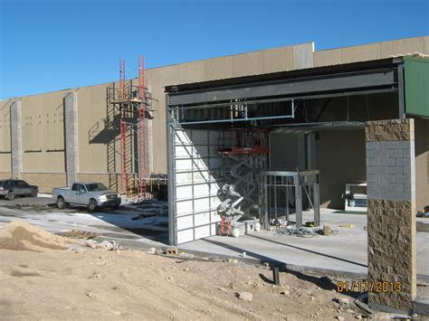 Menards Cheyenne Jan 2013 | Construction on shell of buildin… | Flickr