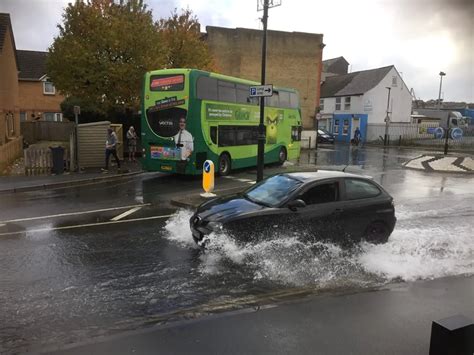 Flooding expected on Isle of Wight coast due to higher than normal tide ...