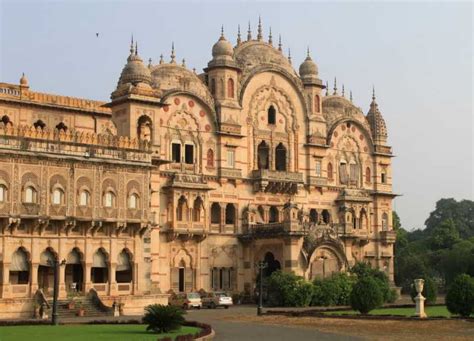 Vadodara Tourism > Travel Guide, Best Attractions, Tours & Packages