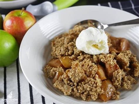 Slow Cooker Apple Crisp - Slow Cooking Perfected