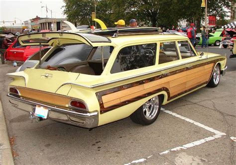 1960 Ford Country Squire - Information and photos - MOMENTcar