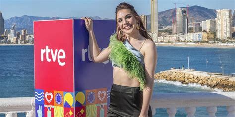 ¿Quién es Inés Hernand, presentadora del Benidorm Fest 2023 ...