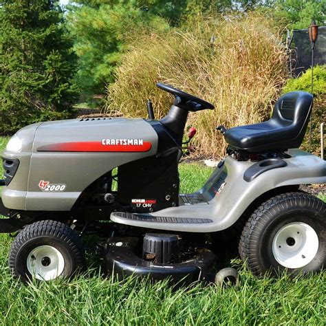 Craftsman Lawn Tractor, Model 917.273140 : EBTH