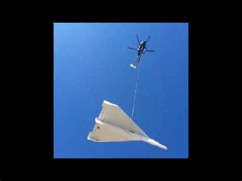 The World's Biggest Paper Airplane: GUINNESS RECORD - YouTube