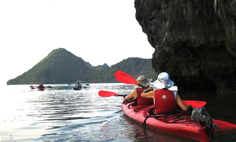 Kayaking in Halong Bay - Experience should not be missed in Halong Bay