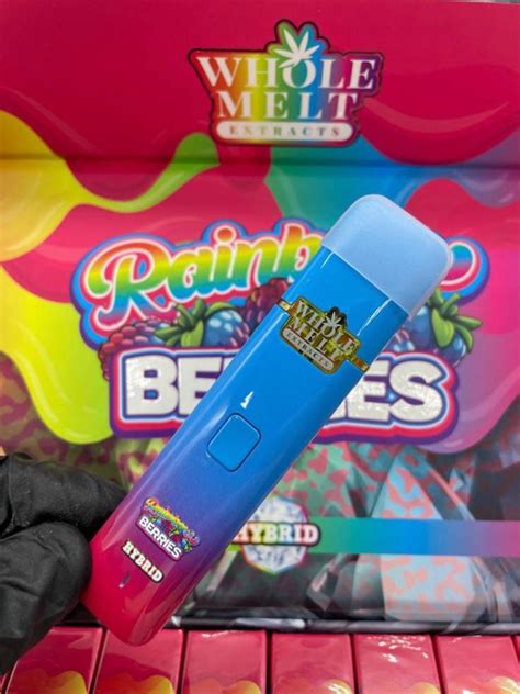 whole melt extracts 2g premium live diamonds disposable device