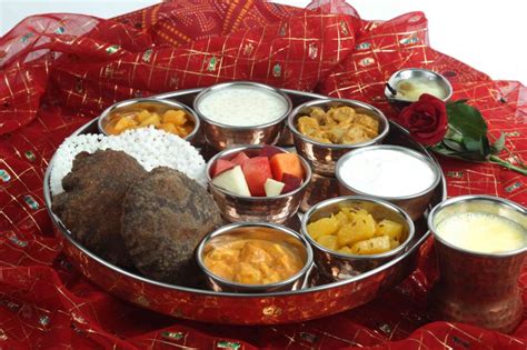 Navratri and Dussehra Festival 2012 | Special Thali in Delhi