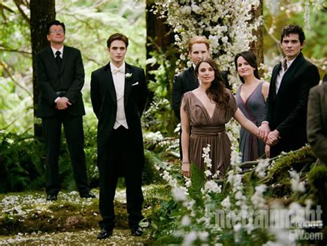 Twilight wedding Archives - Playing With Flowers