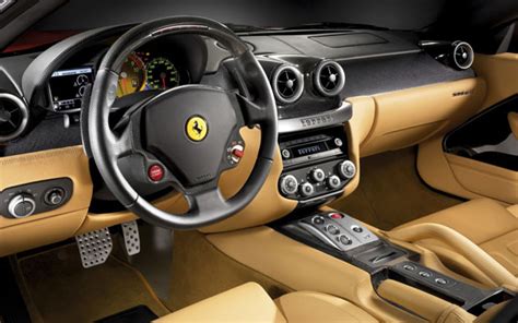 Ferrari earned two new awards for F12 Berlinetta and 458 Spider | De Luxo Sphere