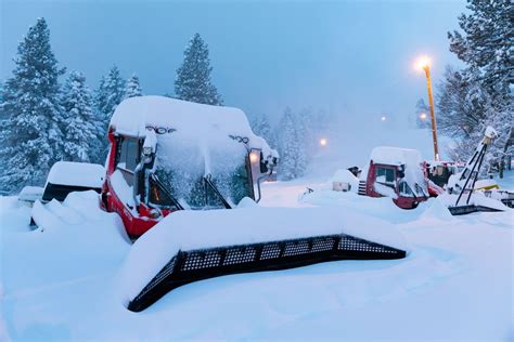 Big Bear Mountain Resort gets 48 inches of snow in 48 hours | KMPH