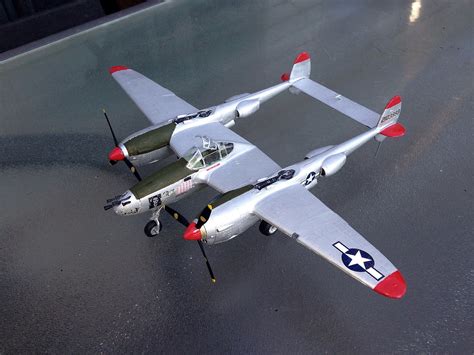 P-38J Lightning -- Plastic Model Airplane Kit -- 1/48 Scale -- #855479 pictures by ek19333