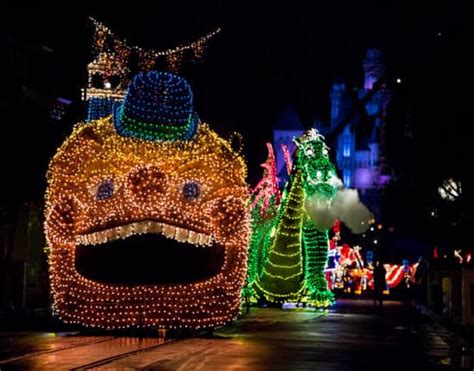 Historic Disney Parade Now Officially Gender-Neutral - Inside the Magic