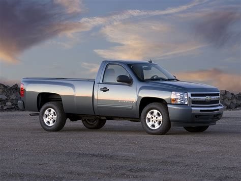 2013 Chevrolet Silverado 1500 - Price, Photos, Reviews & Features